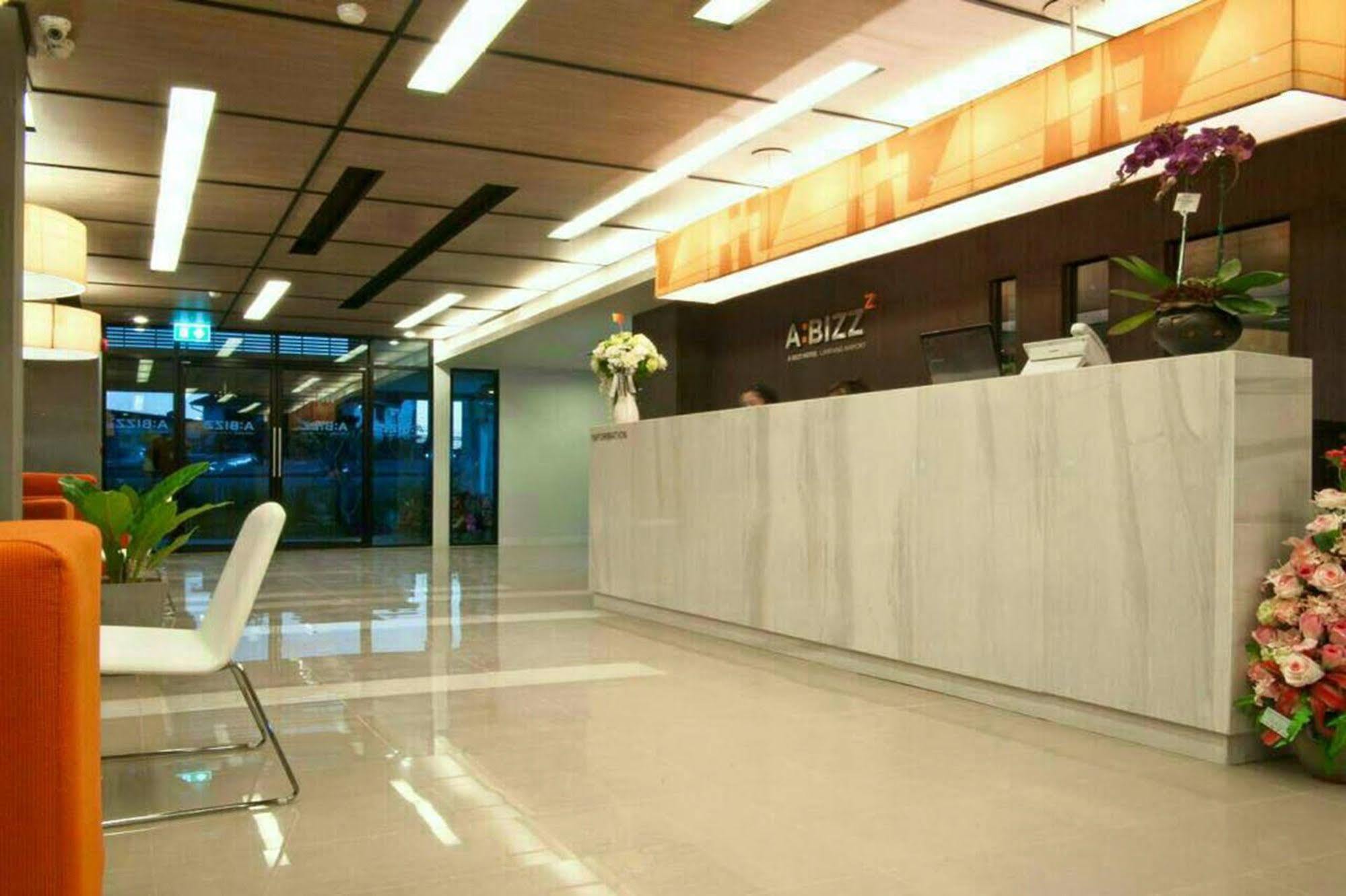 Abizz Hotel Lampang Airport Exterior foto